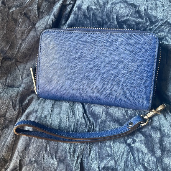 MK Wallet - Picture 2 of 2